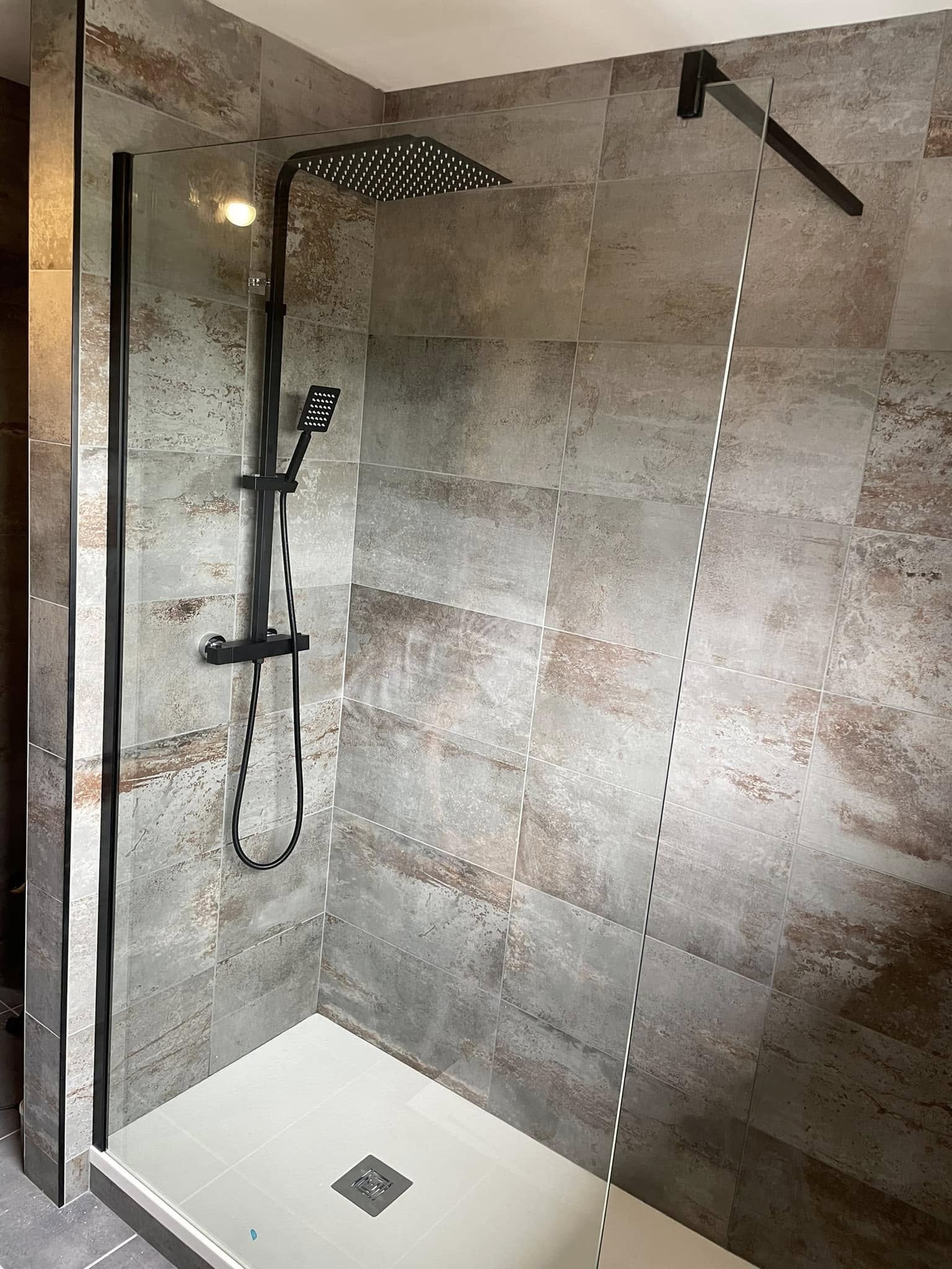 Salle de bain rénovée par CMI