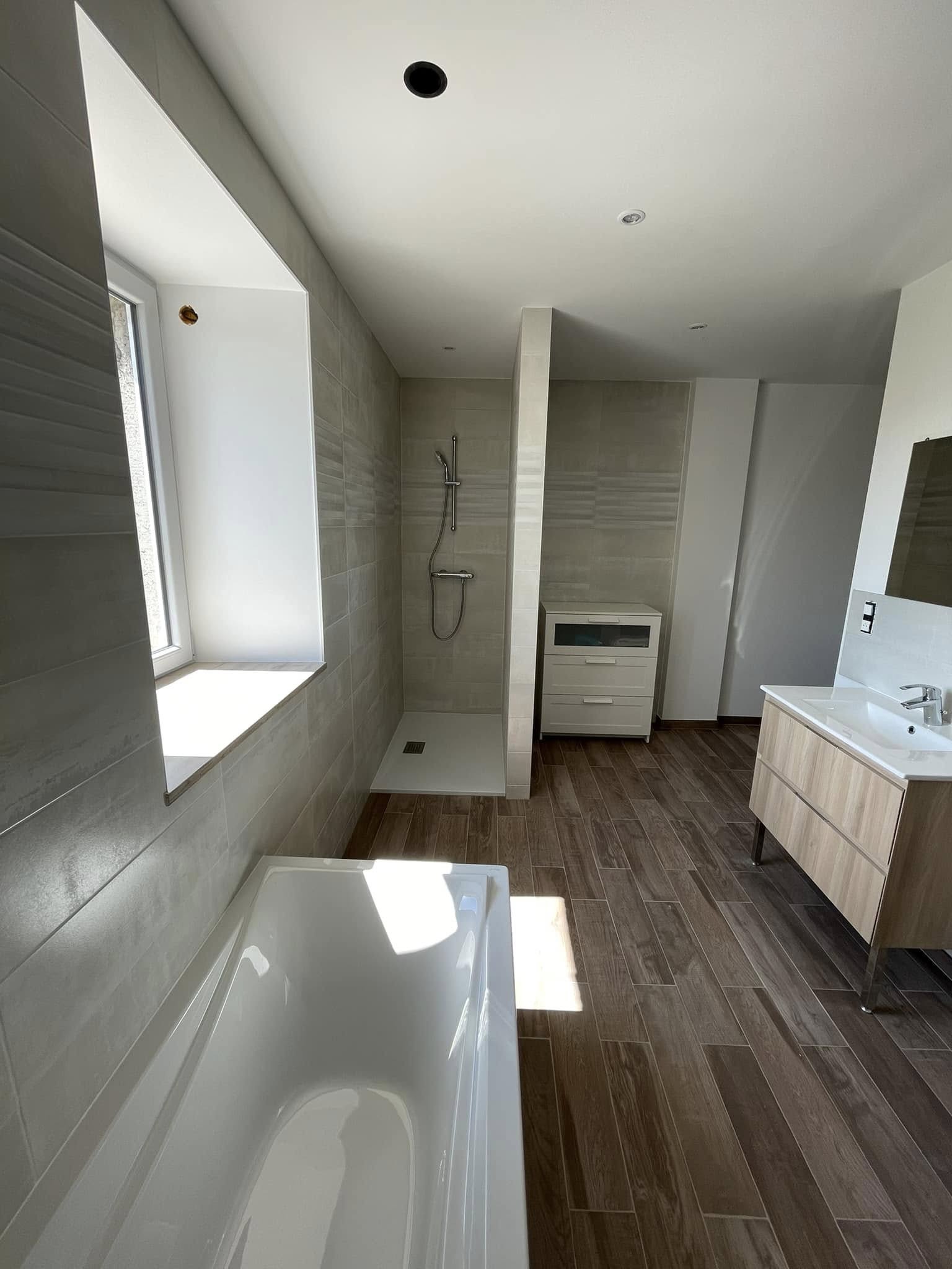 Salle de bain rénovée par CMI